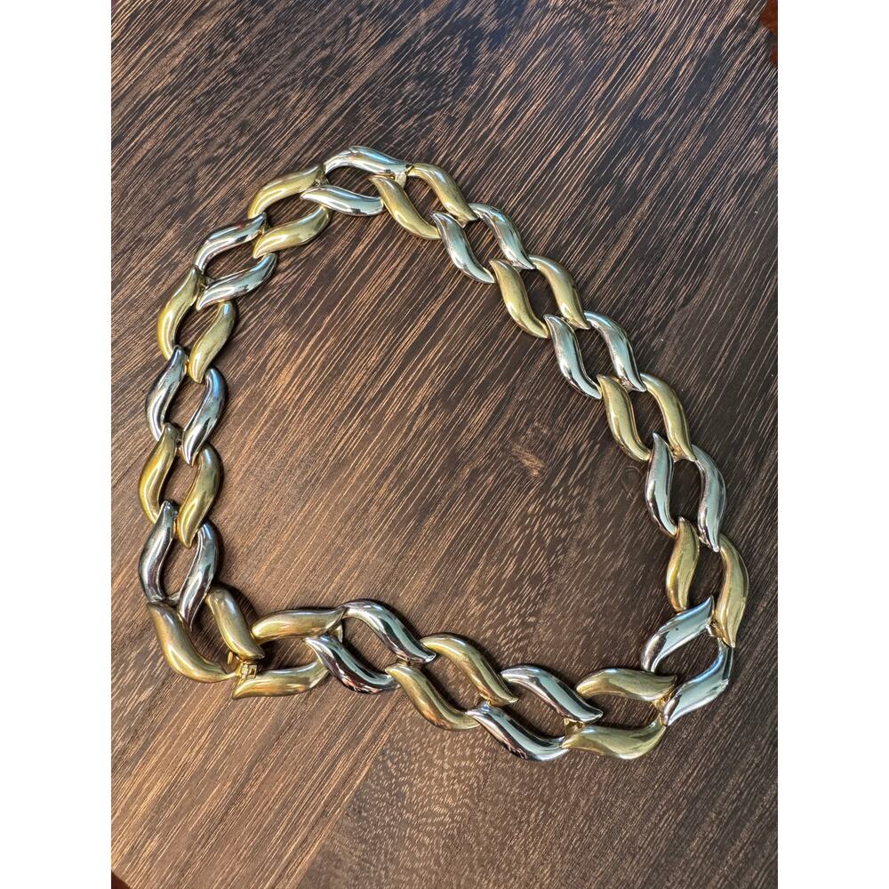 Vintage Bicolor Silver/Gold Tone Chain Link necklace. - Picture 2 of 4